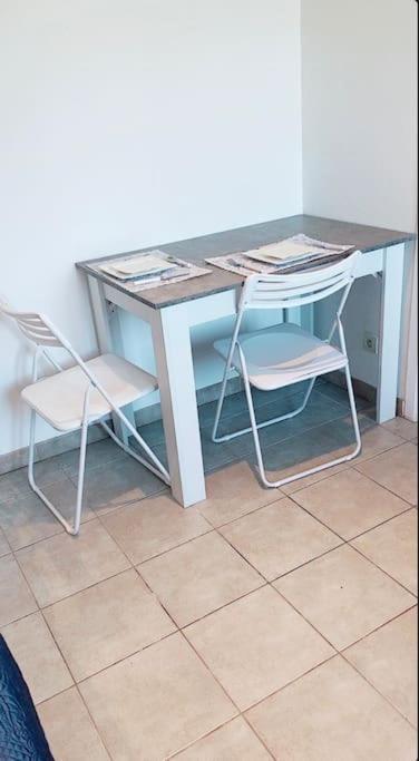Charmant Studio De 23M2 Avignon Exteriér fotografie