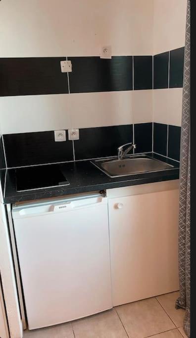 Charmant Studio De 23M2 Avignon Exteriér fotografie